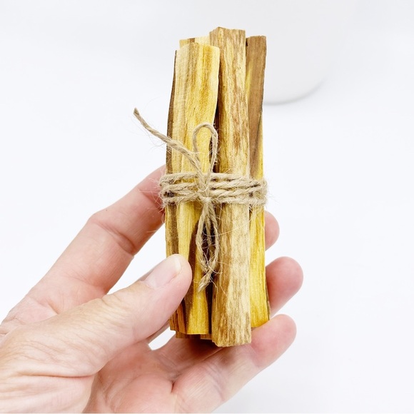 PALO SANTO FRAGRANT INCENSE WOOD STICKS 12 PIECES (2 PACKS OF 6) - Picture 2 of 6